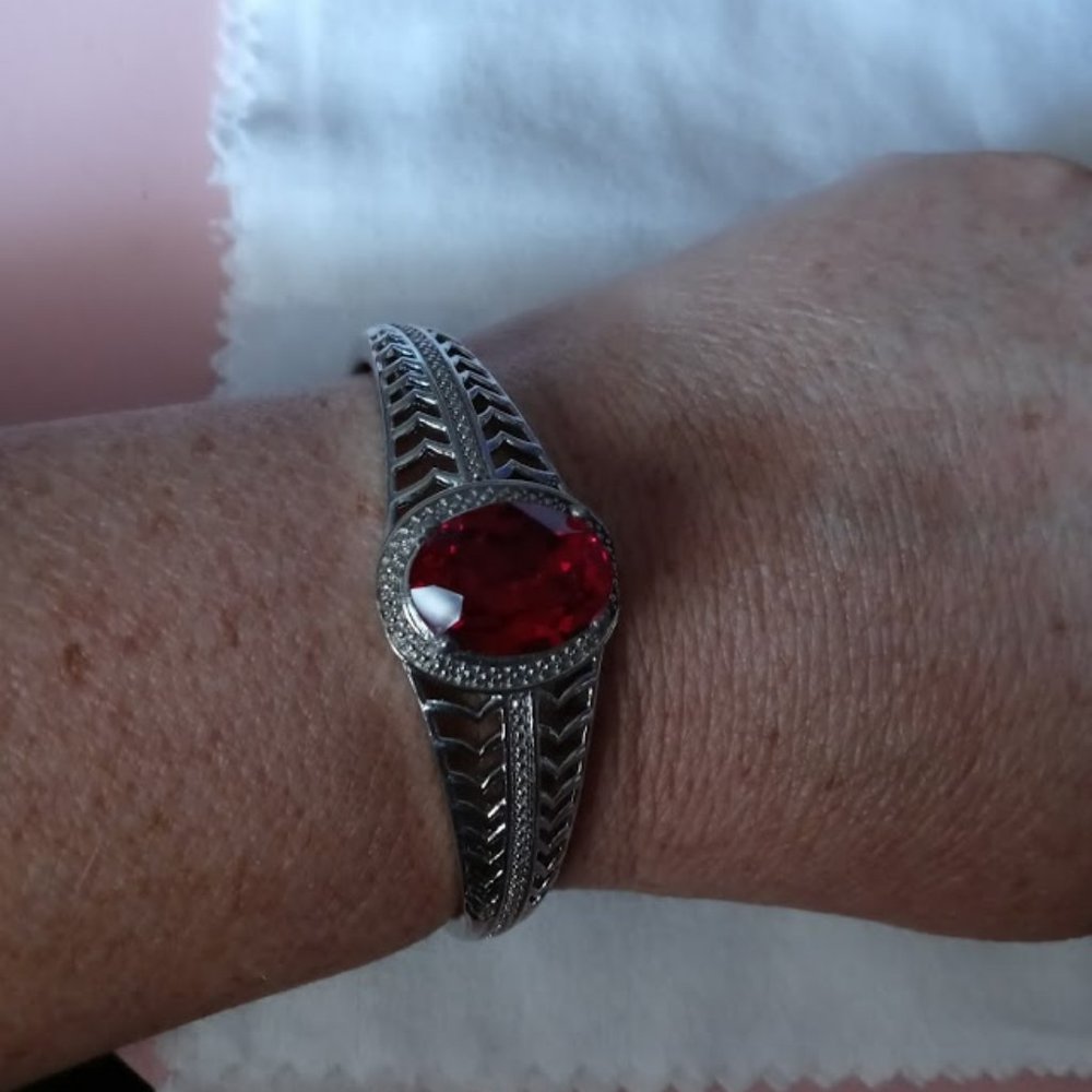 Pretty Red Crystal Stone Cuff Bracelet